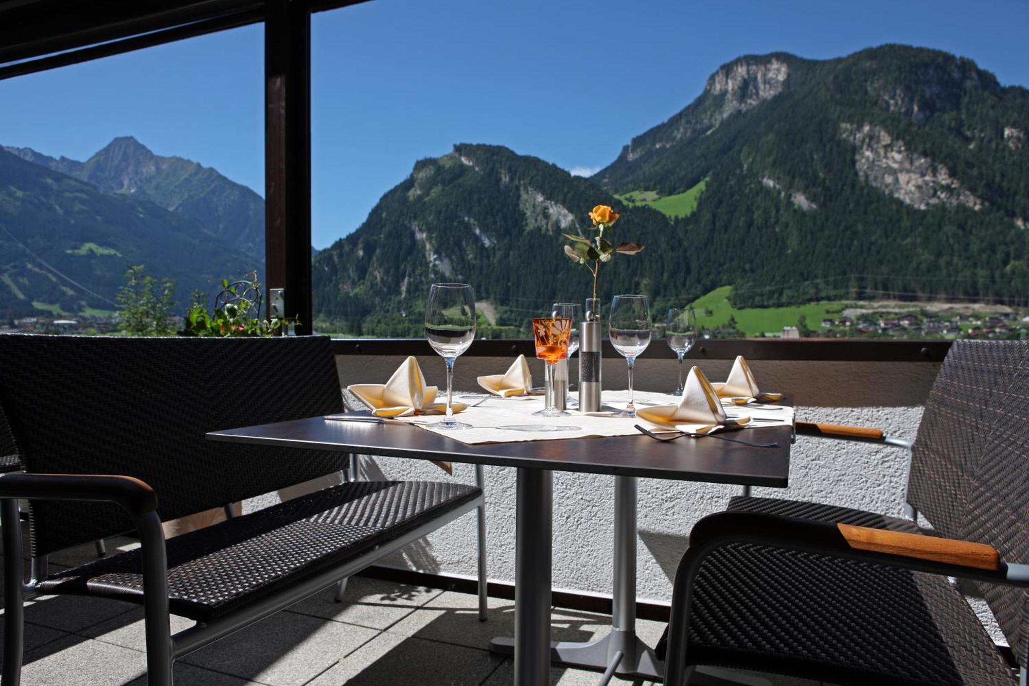 Hotel Eckartauerhof Mayrhofen Exterior photo